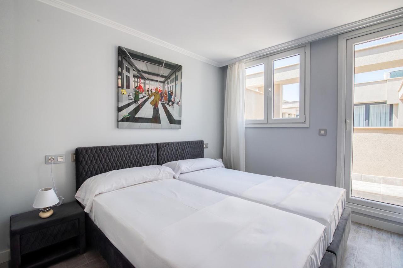 Mar Apartments Alicante Bagian luar foto