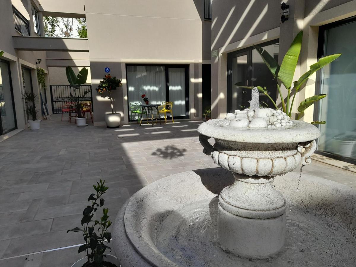 Mar Apartments Alicante Bagian luar foto